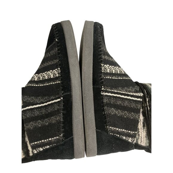 Toms Women's size 8 Black Gray Patterned Mid-Calf winter snow Boots - Picture 5 of 7